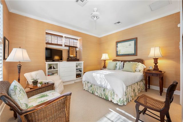 704 Grove Place, Vero Beach, FL 32963