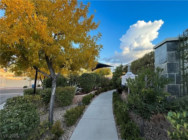 7673 French Springs Street, Las Vegas, NV 89139