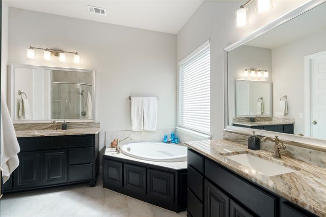 191 Daniel Drive, Van Alstyne, TX 75495