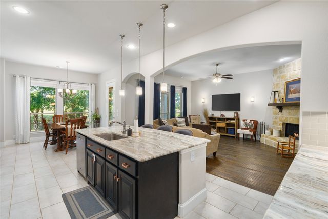 191 Daniel Drive, Van Alstyne, TX 75495