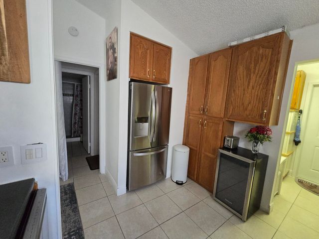 1530 Royal Forest Court, West Palm Beach, FL 33406