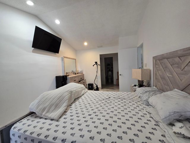 1530 Royal Forest Court, West Palm Beach, FL 33406
