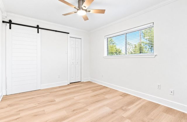3914 Beran Drive, Houston, TX 77045