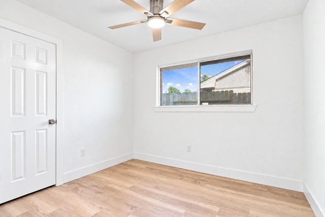 3914 Beran Drive, Houston, TX 77045