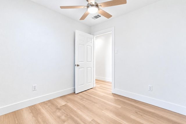3914 Beran Drive, Houston, TX 77045