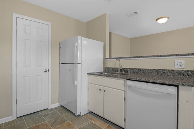 371 Cherokee Ave, Waycross, GA 31501