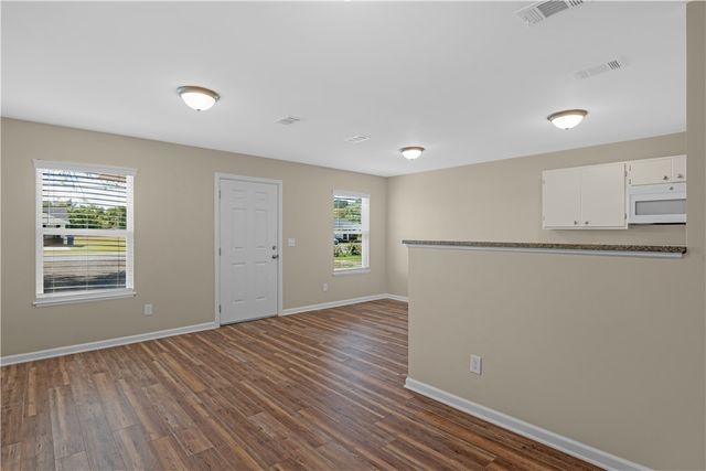 371 Cherokee Ave, Waycross, GA 31501