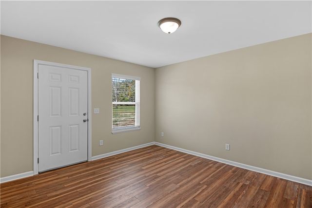 371 Cherokee Ave, Waycross, GA 31501