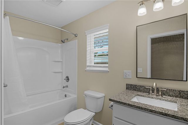 371 Cherokee Ave, Waycross, GA 31501