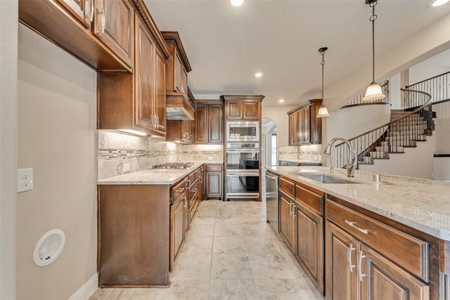 4720 Antebellum Lane, Mansfield, TX 76063