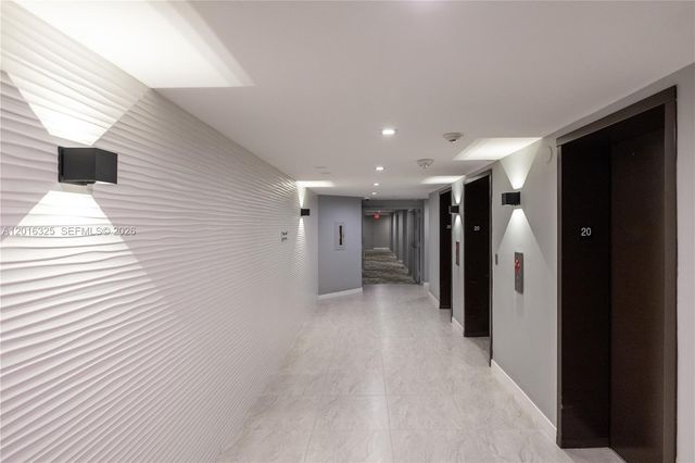 2555 Collins Ave 2205, Miami Beach, FL 33140