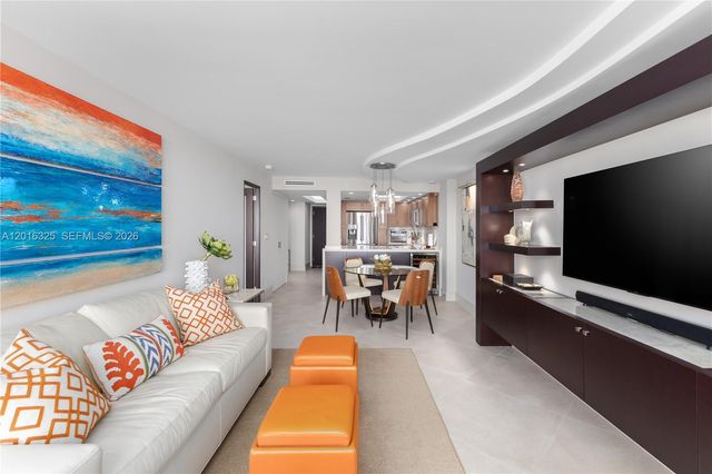 2555 Collins Ave 2205, Miami Beach, FL 33140