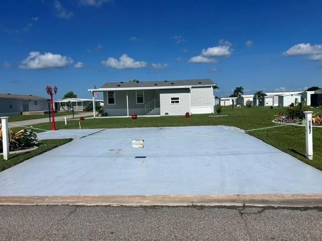 267 DOLPHIN PKWY, Punta Gorda, FL 33950