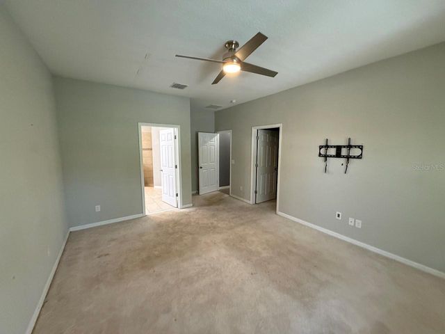 5251 VILLA ROSA AVENUE, St Cloud, FL 34771