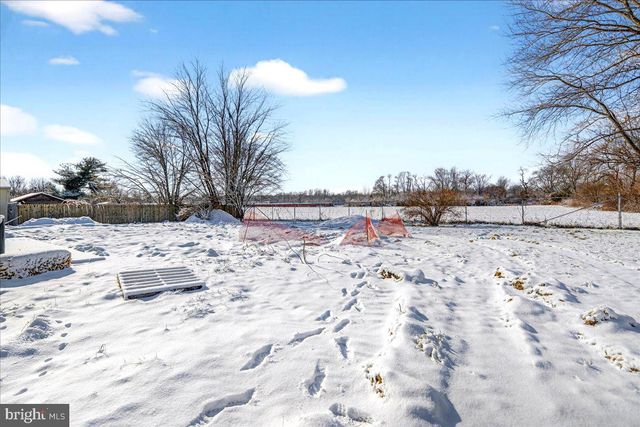 464 WRIGHTSTOWN SYKESVILLE RD, Wrightstown, NJ 08562