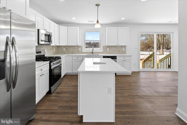 464 WRIGHTSTOWN SYKESVILLE RD, Wrightstown, NJ 08562