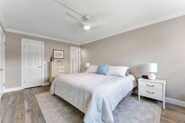 2515 NE 2nd Court 405, Boynton Beach, FL 33435