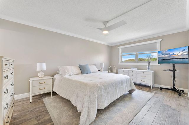 2515 NE 2nd Court 405, Boynton Beach, FL 33435