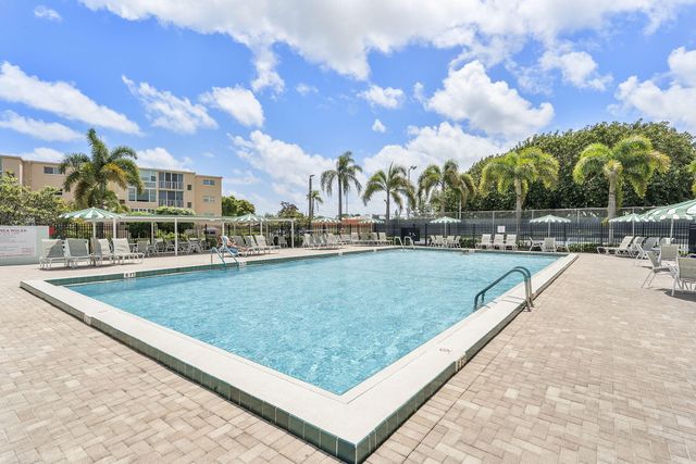 2515 NE 2nd Court 405, Boynton Beach, FL 33435