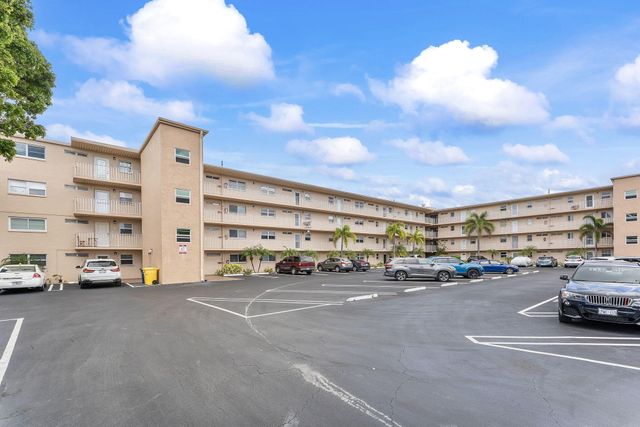 2515 NE 2nd Court 405, Boynton Beach, FL 33435