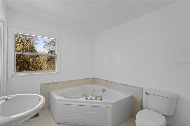 1149 SHELL CREST AVENUE, Cedar Key, FL 32625