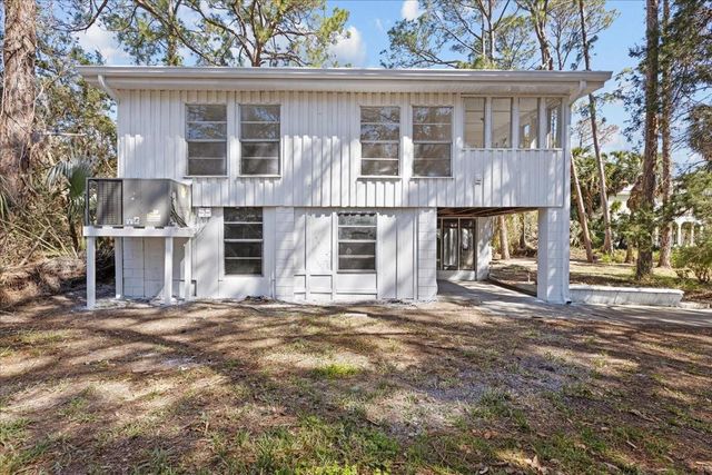 1149 SHELL CREST AVENUE, Cedar Key, FL 32625