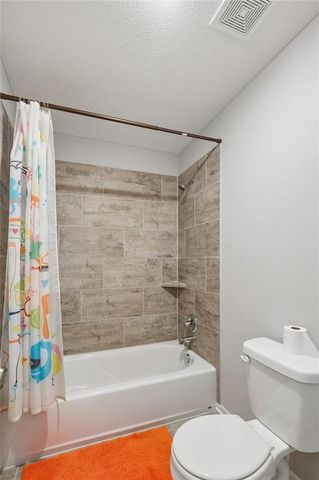 5223 NE 91st Street NE, Kansas City, MO 64156