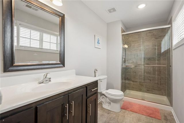 5223 NE 91st Street NE, Kansas City, MO 64156