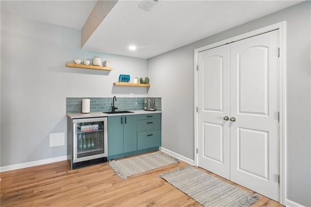 5223 NE 91st Street NE, Kansas City, MO 64156