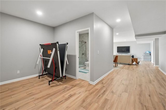 5223 NE 91st Street NE, Kansas City, MO 64156