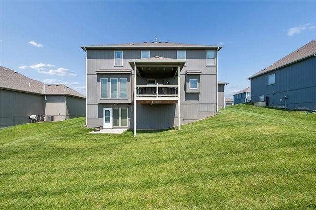 5223 NE 91st Street NE, Kansas City, MO 64156