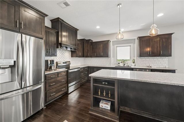 5223 NE 91 Street, Kansas City, MO 64156