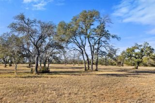 167 Mr Charlie LN, Round Mountain, TX 78663