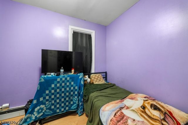 409 E Jersey St, Elizabeth City, NJ 07206