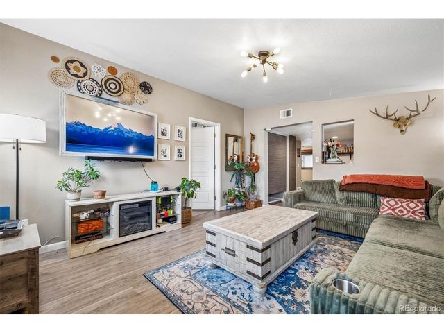 4053 S Lincoln St 2-1, Englewood, CO 80113