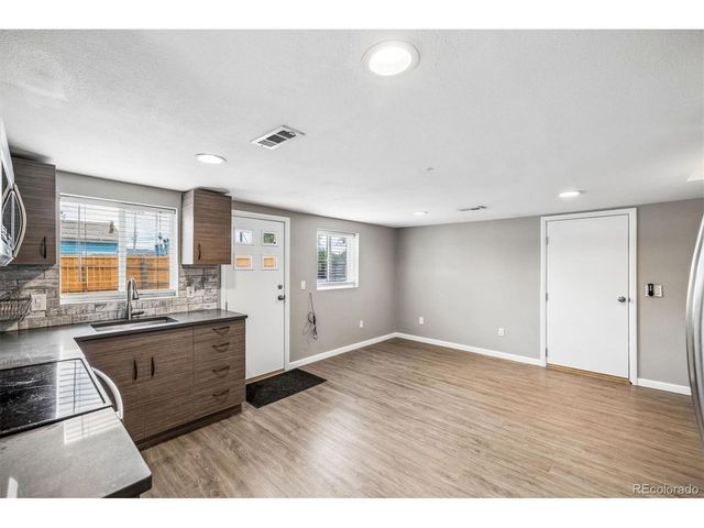 4053 S Lincoln St 2-1, Englewood, CO 80113