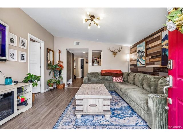 4053 S Lincoln St 2-1, Englewood, CO 80113