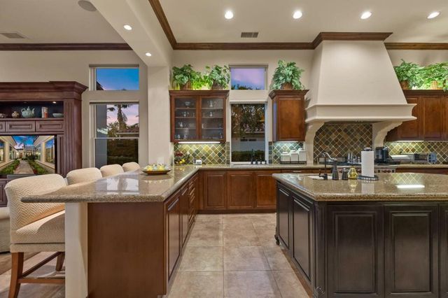 601 Indian Ridge Drive, Palm Desert, CA 92211