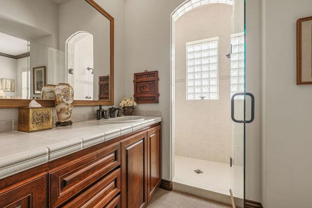 601 Indian Ridge Drive, Palm Desert, CA 92211