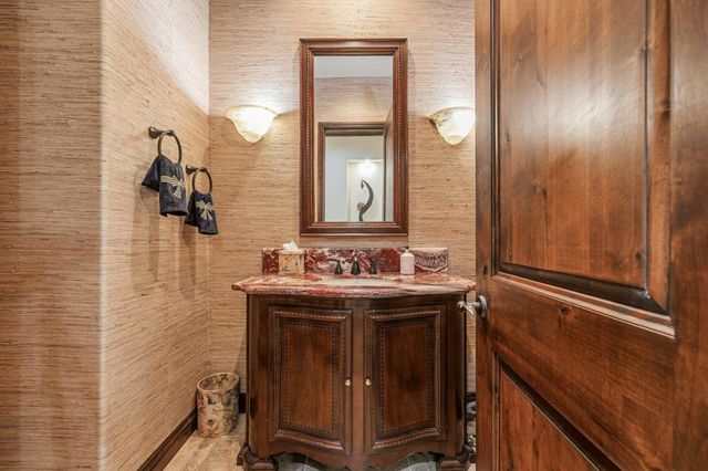 601 Indian Ridge Drive, Palm Desert, CA 92211