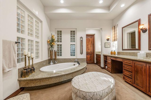 601 Indian Ridge Drive, Palm Desert, CA 92211