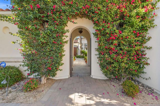 601 Indian Ridge Drive, Palm Desert, CA 92211