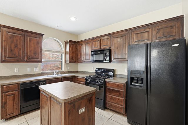 2421 Priscella Drive, Fort Worth, TX 76131