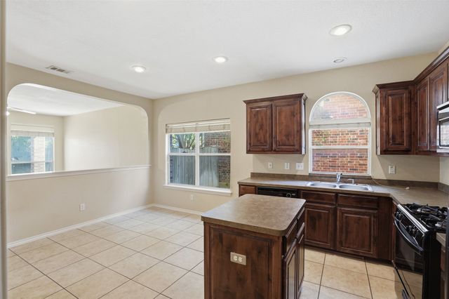 2421 Priscella Drive, Fort Worth, TX 76131