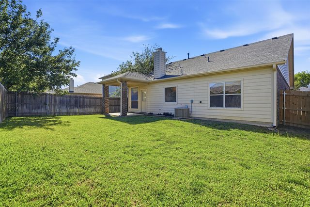 2421 Priscella Drive, Fort Worth, TX 76131