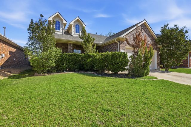 2421 Priscella Drive, Fort Worth, TX 76131