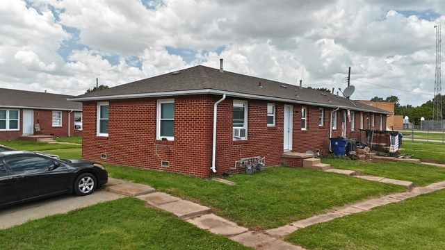 807-811 S San Pablo, Wichita, KS 67207