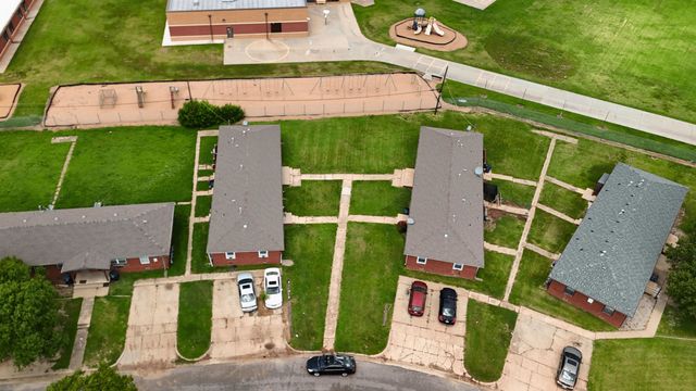 807-811 S San Pablo, Wichita, KS 67207