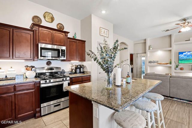 14553 Hunters Grove Avenue, El Paso, TX 79938