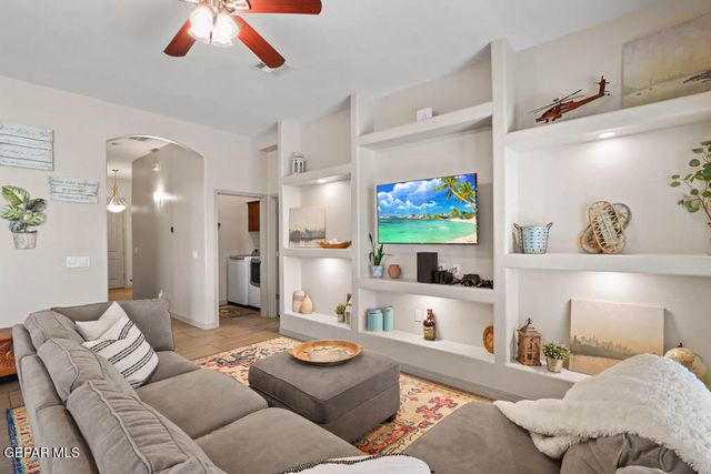 14553 Hunters Grove Avenue, El Paso, TX 79938